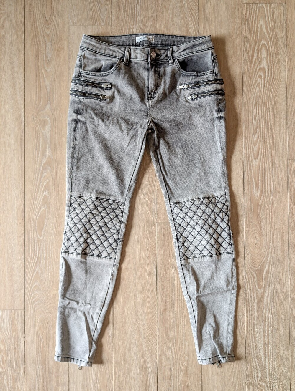 Zara Premium Denim moto skinny jeans high-rise acid-wash gray size 6 zip quilted